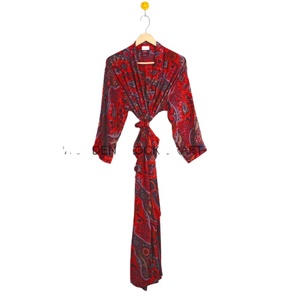 Kimono en satin vintage romantique pour femme, design uni, longueur genou, fermeture à cordon, respirant, motif imprimé, été, 100% soie - Product Image 1