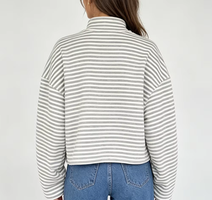 Sweat-shirts à capuche décontractés pour femmes, avec appliques brodées en tissu vintage personnalisées, épaules tombantes, multicolores, avec patchs - Product Image 3