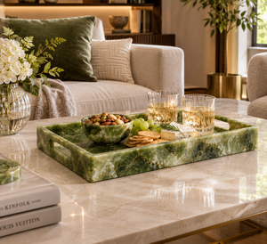 Plateau rectangulaire en onyx vert poli avec poignées, plateau de service en pierre pour la décoration Feng Shui de la maison - Product Image 1