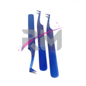 Pince à cils la plus populaire en acier inoxydable, couleur bleu plasma, pour volume russe, avec pointe de précision 90/65/45 degrés et poignée diamantée - Product Image 2