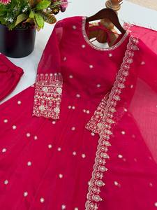 Women's <b>Red</b> Embroidered <b>Lehenga</b> Set With Gold Border Traditional Indian Pakistani Wedding Wear Floor-Length Loose Fit - Product Image 5