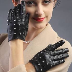 ถุงมือหนังผู้หญิง ถุงมือหนังสำหรับใส่กับชุดเดรส ถุงมือฤดูหนาวสำหรับผู้หญิง ถุงมือบุขนแกะอุ่นๆ แบบสัมผัสหน้าจอได้ - Product Image 1