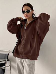 Sudadera con capucha marrón extragrande con cremallera para mujer, de hombros caídos, de forro polar, anti-bolitas, transpirable. - Product Image 3