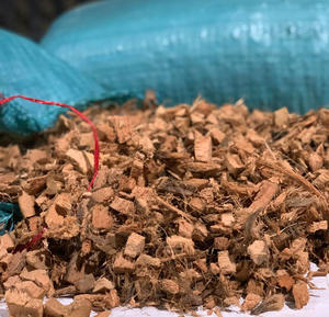 Cáscara de Coco Seca y Triturada Natural para la Producción de Carbón |   Proveedor de Vietnam - Product Image 4