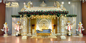 Mandap Dhanush Blanco de FRP para Bodas Hindúes, Decoración Exclusiva para Bodas de Sri Lanka, Mandap con Diseño de Bigote para Bodas Hindúes - Product Image 6