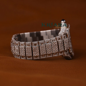 Montre en diamant moissanite la plus vendue, élégante montre-bracelet avec mouvement à quartz pour occasions décontractées, formelles et spéciales - Product Image 4
