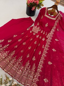 Robe Anarkali rouge brodée longue avec dupatta, tenue traditionnelle indienne et pakistanaise pour mariage, coupe ample pour femme - Product Image 3