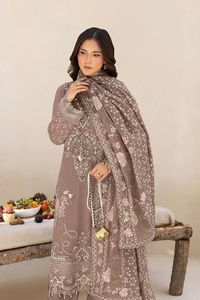 Nouvelle collection Ramsha 2026, élégantes tenues de soirée en chiffon pour femmes pakistanaises, de très haute qualité, brodées. - Product Image 3