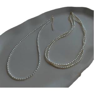 Collier polyvalent pour femme en perles d'eau douce naturelles, chaîne de clavicule double couche ultra-résistante, design unique et original, motif grain de millet - Product Image 5