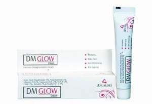 Crema Despigmentante DM Glow, la Más Demandada, Crema para el Brillo de la Piel, para Manchas Oscuras y un Tono de Piel Uniforme, Disponible para la Venta - Product Image 2