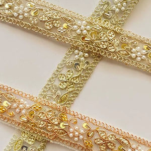 Tela de Organza con Diseño Floral Ecológico, Bordada con Perlas y Encaje, Estilo Ejecutivo, Personalizada, Elegante y Atemporal, con Pedrería - Product Image 1