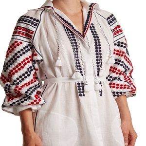 Robe en coton ethnique blanche à pois rouges et bleu marine, manches trois quarts, coupe ample, longueur midi, pour femme, tenue quotidienne d'été - Product Image 1