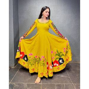 Conjunto de vestido musulmán tradicional con estampado digital de diseñador XL y Dupatta con trabajo de espejo real - Product Image 4