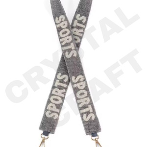 Sac à bandoulière de luxe personnalisé CRYSTAL CRAFT fait main, écologique, avec sangle perlée, idéal pour les jours de match, élégant - Product Image 3