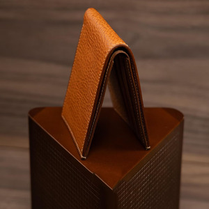 Carteras de cuero genuino premium para hombre, delgadas, con bloqueo RFID, plegables, con logotipo personalizado, proveedor mayorista OEM, alta calidad, exportación, en venta. - Product Image 2