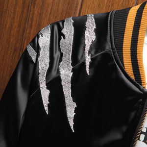 Roaring Tiger Sukajan Souvenir Varsity Jacket Canvas Patchwork Hip Hop Style Winter Thin Coated Quick Dry Breathable Unisex OEM - Product Image 3