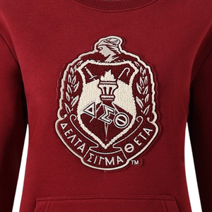 Sweat-shirt personnalisé DST Sorority pour femme, avec écusson chenille brodé, logo bouclier, col rond et poche, vêtement grec - Product Image 2