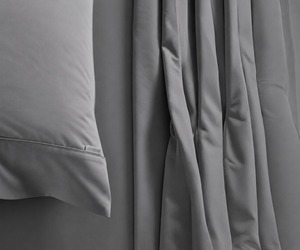 Parure de lit de luxe 400 fils/pouce carré, taille Queen, gris chiné, 4 pièces, ultra douce, respirante, drap-housse à poches profondes, décoration élégante pour la maison - Product Image 2