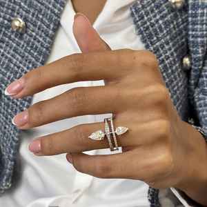 Anillo de Dos Filas con Diamantes de Moissanita en Corte Pera, Diseño Creativo, Plata 925 Original, Personalizable, Regalo de Cumpleaños para Mujer - Product Image 4