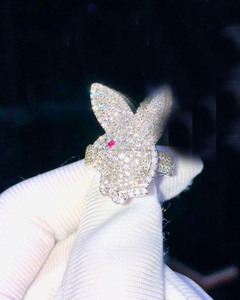 Anillo de compromiso de plata de ley 925 con moissanita estilo conejo Iced Out Hip Hop Champions para hombre, regalo de cumpleaños y aniversario - Product Image 6