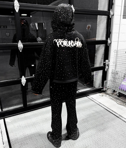 Conjuntos de Sudadera con Capucha y Pantalones Acampanados de Algodón 100% Pesado con Logo Estampado de Pedrería, Personalizados en Negro, de Dos Piezas para Hombre, Ideales para Invierno - Product Image 3