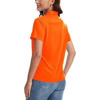 Polo élégant pour femme à manches courtes, coupe classique, col minimaliste, design raffiné et élégant