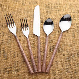 Ensemble de couverts vintage en métal avec poignées ornées, cuillère, couteau, fourchette, finition mate, résistant à la rouille, vaisselle de mariage - Product Image 5