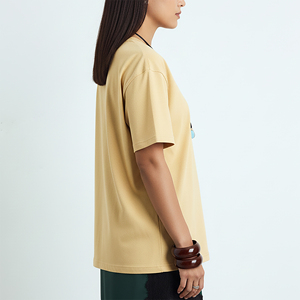เสื้อยืดผู้หญิงทรงบ็อกซี่แบบดรอปไหล่สั่งทำพิเศษ ผ้าฝ้าย 100% เนื้อผ้าเบาสบาย ระบายอากาศได้ดี แห้งเร็ว สีพื้น แต่งลายปัก - Product Image 2
