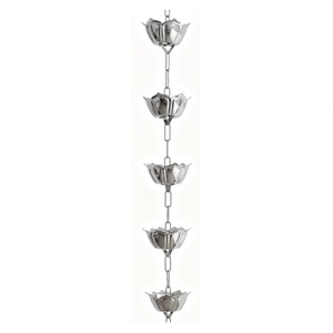 Cadenas de lluvia de aluminio Lotus Pewter para canalones, alternativa decorativa de metal con forma de flor para bajantes, elegante para uso en jardín y exteriores. - Product Image 1