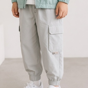 Pantalon de survêtement pour garçons, 100 % nylon tissé, respirant, léger, durable, taille élastique, décontracté, pour activités de plein air - Product Image 5
