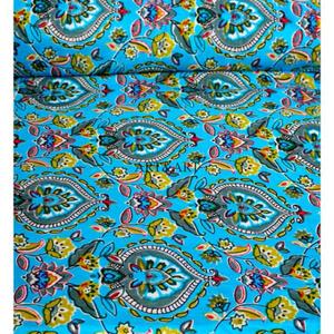 Magnifique tissu ART&ART imprimé à la main au bloc, 100 % coton doux, imprimé floral polyvalent pour robes, sacs, ameublement domestique, lot de quatre - Product Image 4