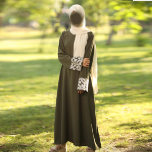 Abaya vert olive brodée avec hijab crème pour femmes, manches longues, longueur au sol, style personnalisé, pour usage quotidien - Product Image 6