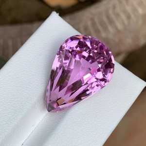 Pierre précieuse naturelle en kunzite rose de forme poire, facettée, qualité supérieure, pour la fabrication de bijoux - Product Image 6