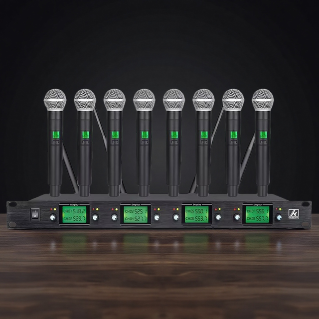 Professional Wireless Dynamic Microphone with CE Certificate Lightweight Metal Design Wireless Headphones Included