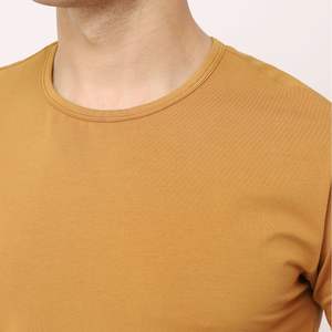 เสื้อยืดผู้ชายไนลอน 100% แบบสั่งทำพิเศษ แขนสั้น คุณภาพสูง ดีไซน์ลำลอง คอกลม รับผลิตแบบ OEM ODM - Product Image 2