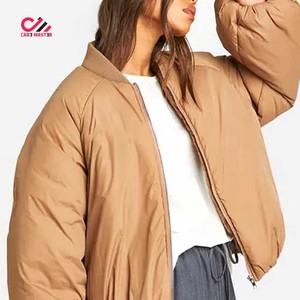 เสื้อแจ็คเก็ตบอมเบอร์สำหรับผู้หญิง CARE MASTER รุ่นกันหนาว บุด้วยใยโพลีเอสเตอร์ คอตั้ง ปิดด้วยซิป สีพื้น - Product Image 1