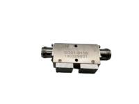 Isolateur RF coaxial à double jonction pour micro-ondes, protection d'amplificateur 700 MHz-2,4 GHz, faible perte d'insertion 0,6 dB pour amplificateurs de puissance
