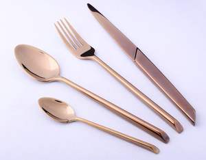 Juego de Cubiertos Decorativos de Metal que Añaden un Toque de Lujo a las Reuniones Mientras Mantienen una Gran Practicidad - Product Image 3