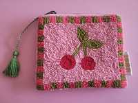 Monedero Clásico Hecho a Mano con Bordado de Cuentas, Colores y Tamaños Personalizables, Diseño de Frutas Adorable, Ideal para Viajes, Logotipo Personalizado, Arte Caprichoso