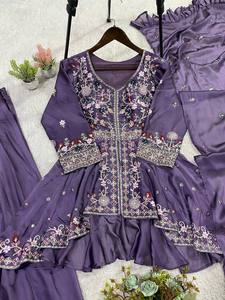Exclusivo Conjunto de Salwar Kameez de Moda para la Temporada de Bodas con Bordado de Lentejuelas, Top Elástico y Sin Arrugas, Plazzo y Dupatta - Product Image 5