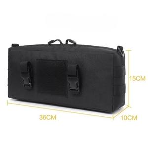 Grand sac de sport en polyester imperméable pour l'extérieur, protection solaire, sac à bandoulière, fabriqué au Vietnam - Product Image 6