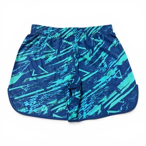 Shorts de grappling personalizados para MMA y BJJ, 125 g/m², tela ligera microelástica, 95% poliéster, 5% spandex, hechos en Pakistán. - Product Image 2