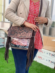 Nuevo estilo occidental, bolso de estadio transparente con flecos de cuero labrado pintado a mano, bolso cruzado transparente de concierto de cuero labrado genuino único - Product Image 4