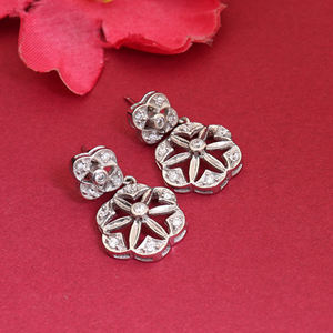 Nouvelle Arrivée 2026 Boucles d'Oreilles Pendante Diamant Floral en Argent Sterling 925 Bijoux pour Femmes et Filles à Porter lors de Fêtes de Mariage - Product Image 4