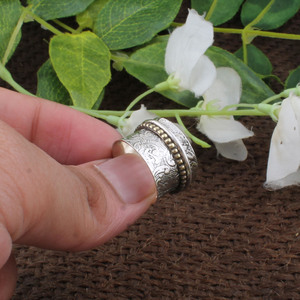 Wholesale Women's 925 Sterling Silver Mixed Metal Amethyst <b>Spinner</b> <b>Ring</b> Floral Embossed Base Beaded Brass Double Band Anti Party - Product Image 2