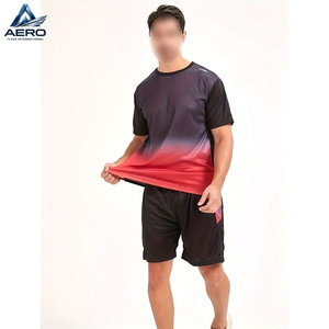 ชุดเสื้อยืดและกางเกงขาสั้นออกกำลังกายสำหรับผู้ชาย สีดำแดง ระบายเหงื่อได้ดี เหมาะสำหรับวิ่ง ฟิตเนส และการฝึกซ้อมในยิม - Product Image 3