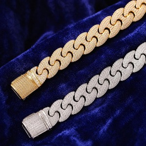 Collier chaîne cubaine pavée en or jaune 10 mm, moissanite VVS, argent sterling 925 plaqué rhodium, chaîne de luxe tendance unisexe - Product Image 5