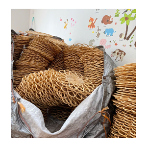 จานหวายสานทำมือแบบดั้งเดิม สำหรับตกแต่งโต๊ะอาหาร ผลิตในเวียดนาม - Product Image 4