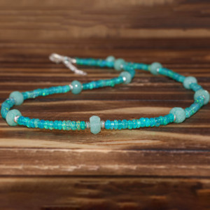 Collier élégant fait main en pierres précieuses avec perles de turquoise et pendentif opale turquoise et opale - Product Image 2