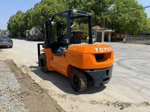 Montacargas Diésel Toyota FD50 de 5 Toneladas, Montacargas Usado de Alto Rendimiento para Almacén - Product Image 2